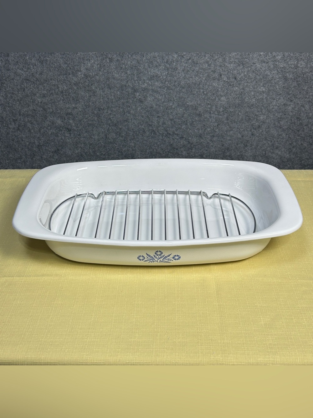 Vintage Corningware White Ceramic Roaster Blue Cornflower Pattern W/Metal Rack